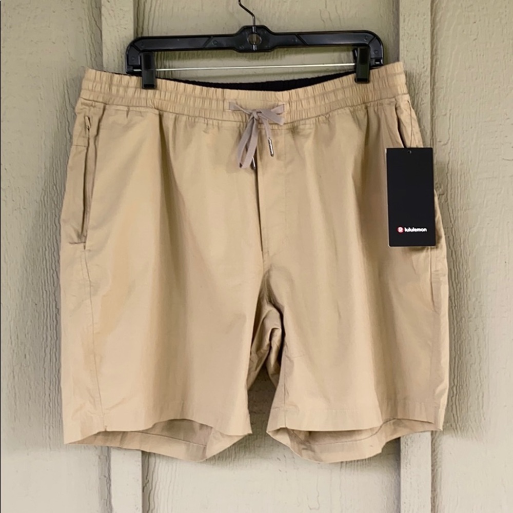 Lululemon Men’s Bowline Short